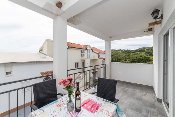 apartmani ferdo živogošće